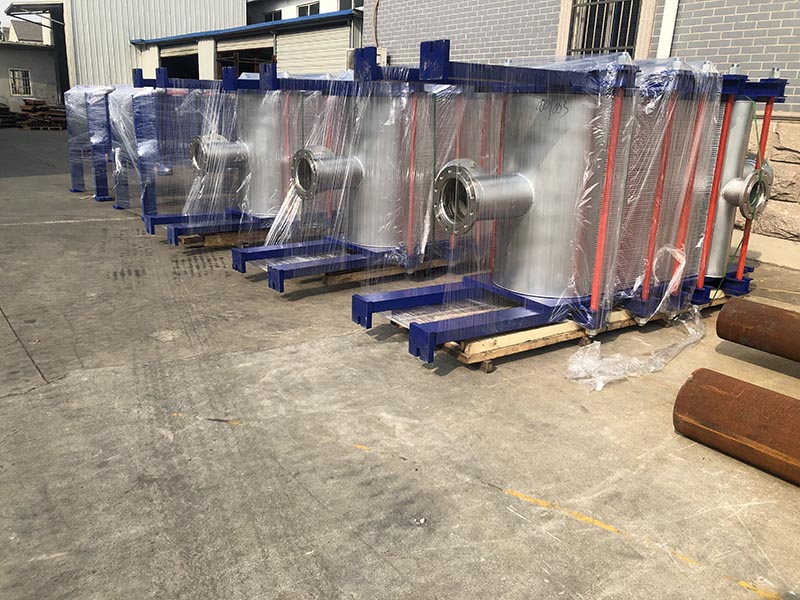 全焊接板式换热器10